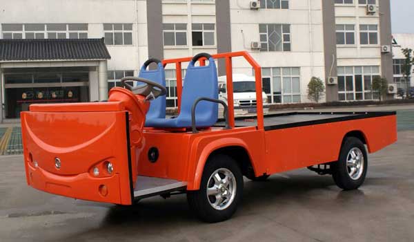 5噸電動(dòng)膠輪車