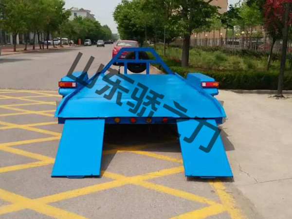 歐式帶梯子拖車